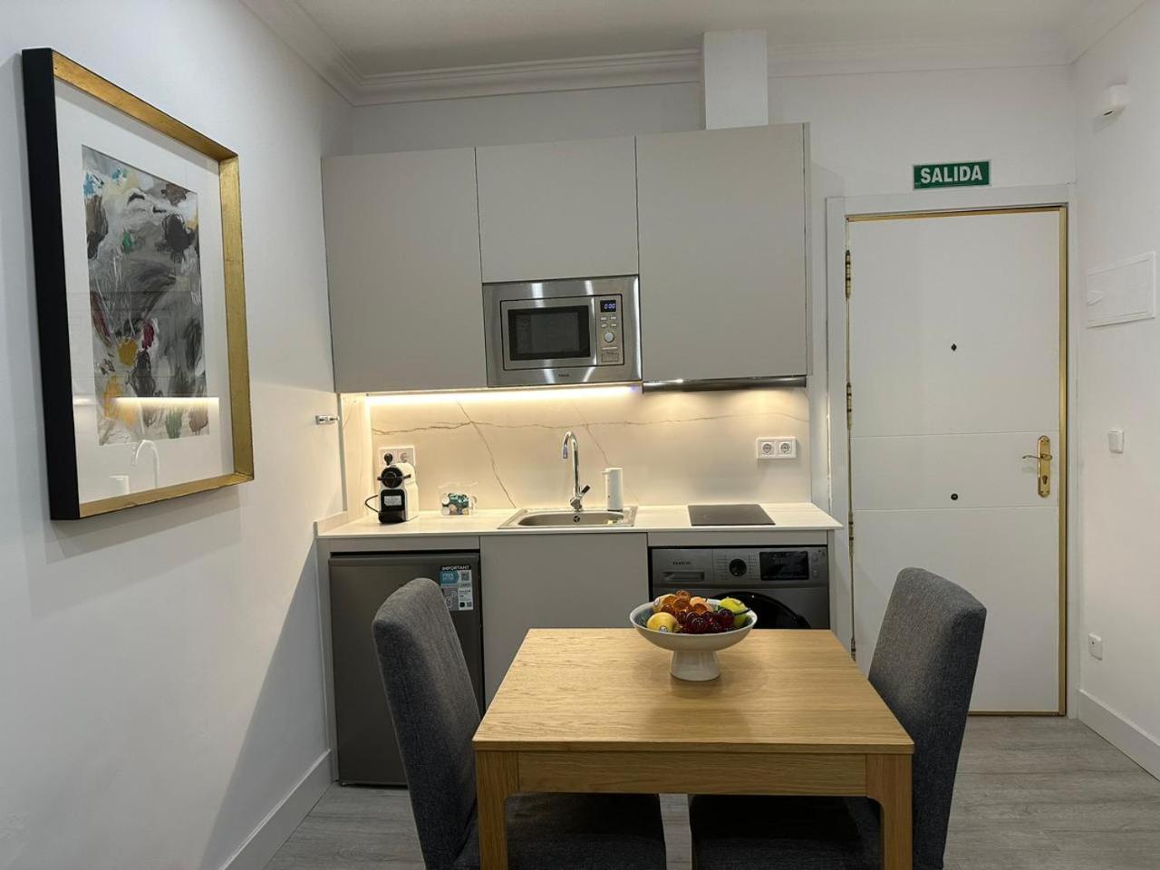 Apartment For Glorieta De Bilbao Temporal Egu4 *